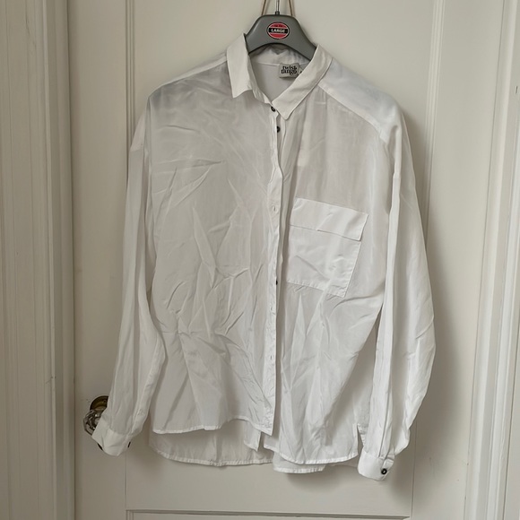 NWT Twist & Tango white button-up shirt - Picture 1 of 4